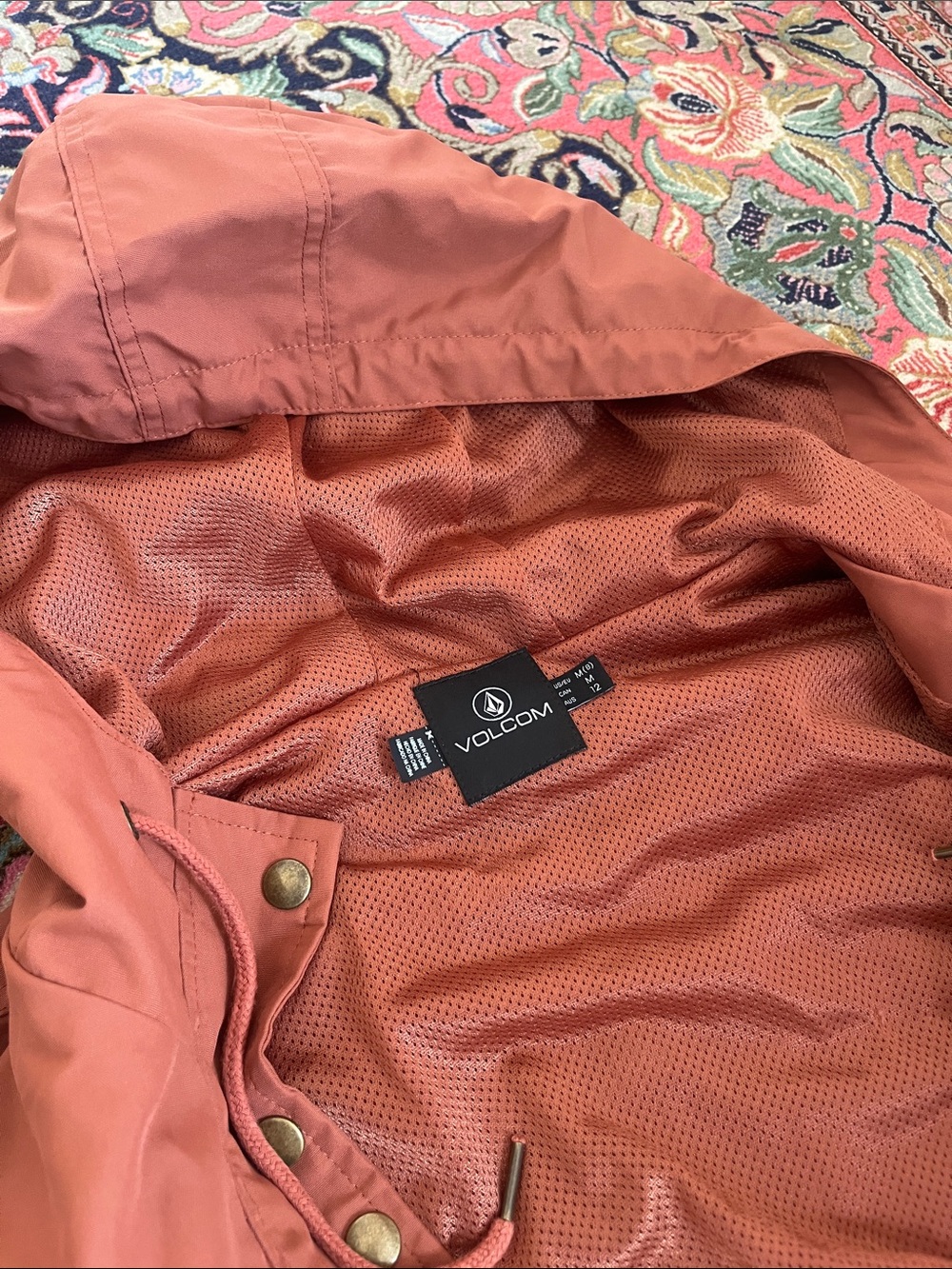 Volcom Women’s jacket - Picture 3 of 6